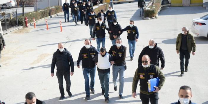 Aile katliamında ilk karar! Eski ortak ve 3 akrabası tutuklandı