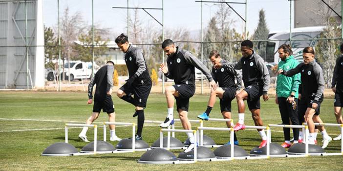 Konyaspor, Fenerbahçe maçına kilitlendi: "Takım ruhumuz şahane, hedefimiz 3 puan"