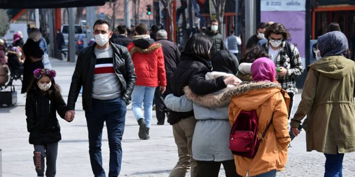 'İngiltere'de tespit edilen virüs artık Konya'da da var' diyerek uyardı: "Bunları sakın yapmayın"