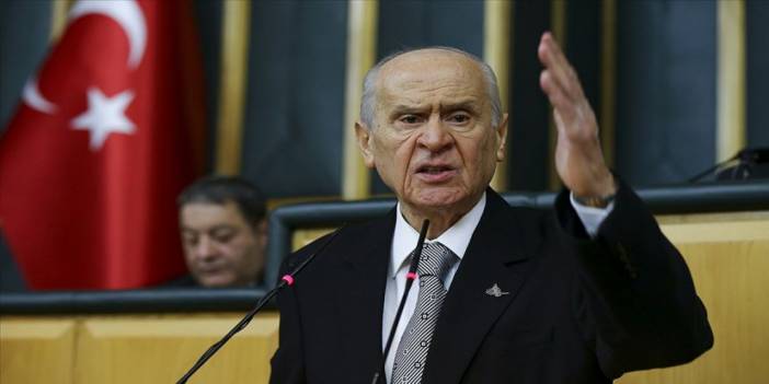Bahçeli'den 103 emekli amirale tepki: Rütbeleri sökülsün