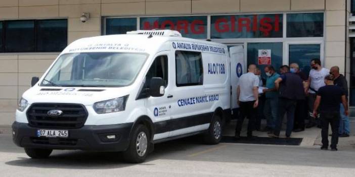 Laf atma kavgasında öldürülen 6 çocuk babası güvenlik görevlisi Konya’da toprağa verildi