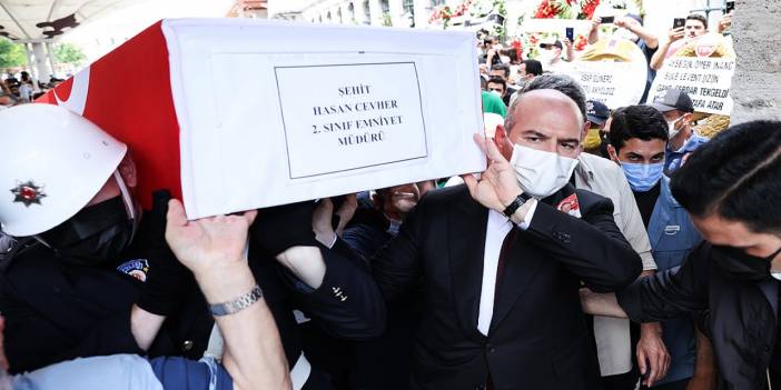 Polisin şehit ettiği Emniyet Müdür Yardımcısı Hasan Cevher son yolculuğa uğurlandı