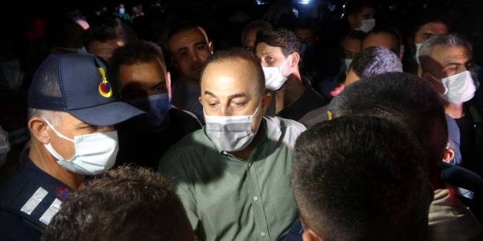 Bakan Mevlüt Çavuşoğlu’ndan Manavgat’ta gece yaşanan gerginliğe dair ilk açıklama