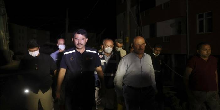 Bakanlar Kurum, Soylu ve Dönmez sel bölgesinde açıklamalarda bulundu