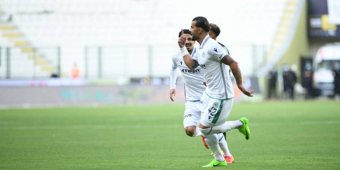 Konyaspor’da tarihe geçen goller! 801’inci gol milli oyuncudan geldi