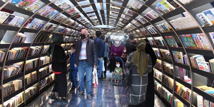 Konya Kitap Günleri'ni ilk 5 günde kaç kişi ziyaret etti? Başkan Altay'dan açıklama