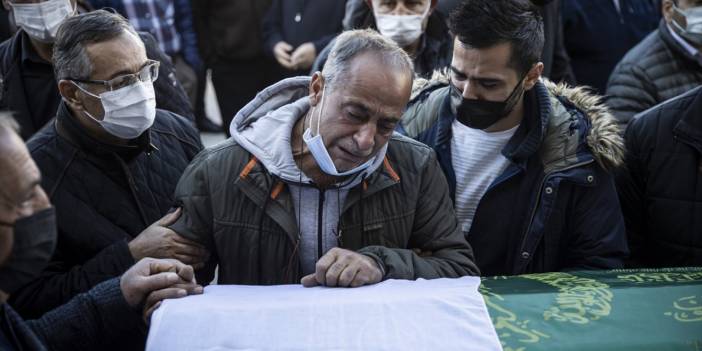 Samuray kılıçlı saldırıda can veren Başak Cengiz toprağa verildi