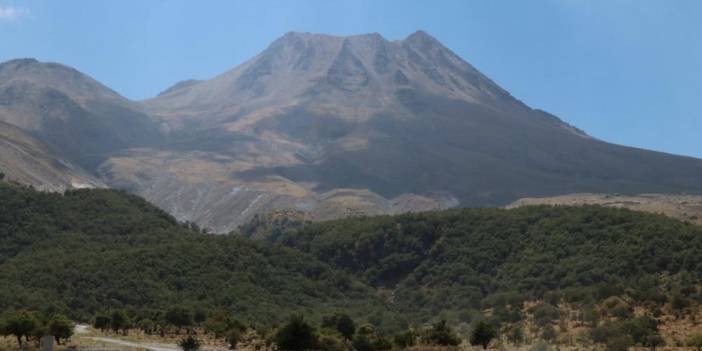 Niğde depremiyle Hasan Dağı yeniden gündemde