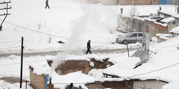 Bugün Konya’da da görüldü! Kar yağarken gök gürler mi?