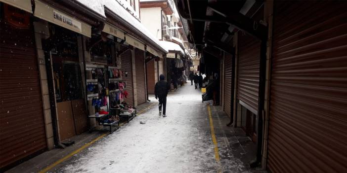 Konya'da esnaf erken kepenk kapattı