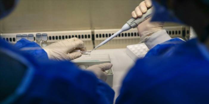 Türk profesör geliştirdi! Tüm varyantlara karşı etkili tedavi