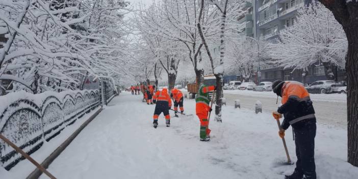 Konya'nın tüm ilçeleri için yeni uyarı! Kuvvetli geliyor