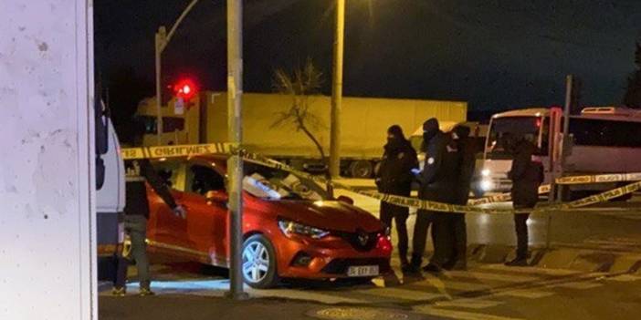 İki genç kadına kırmızı ışıkta kanlı infaz