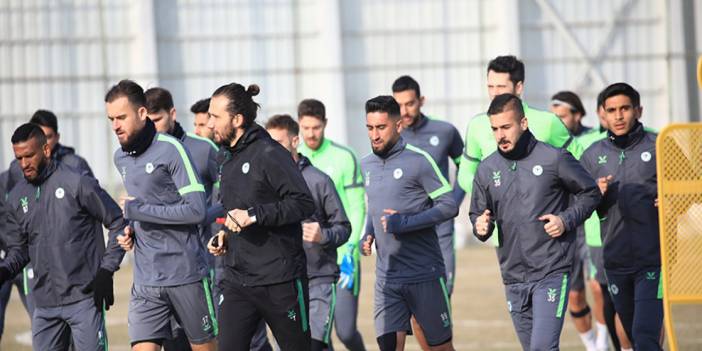 Konyaspor ara vermedi