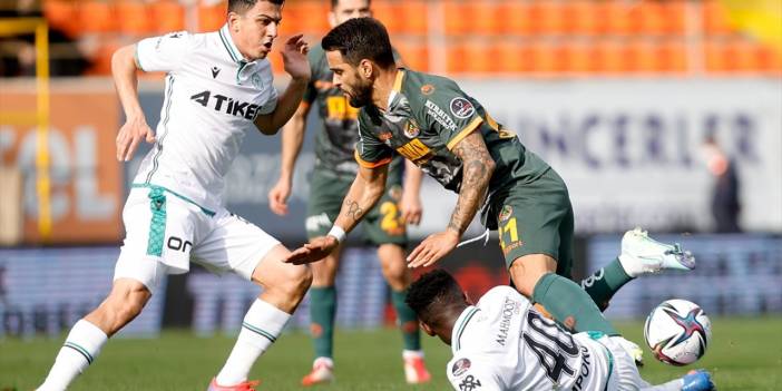 Konyaspor Alanya'da çok ağır bir mağlubiyet aldı