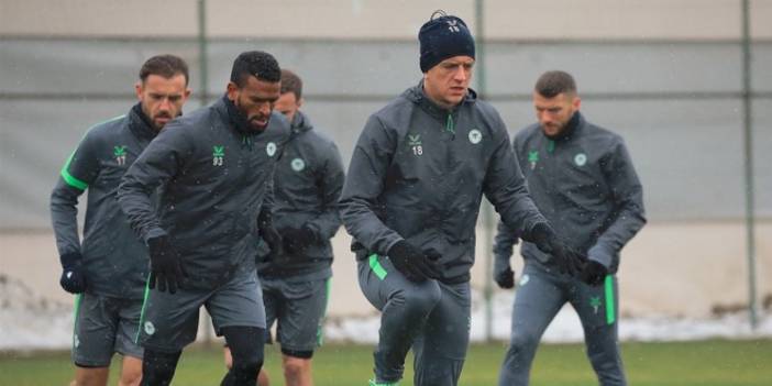 Konyaspor, Galatasaray'a bileniyor