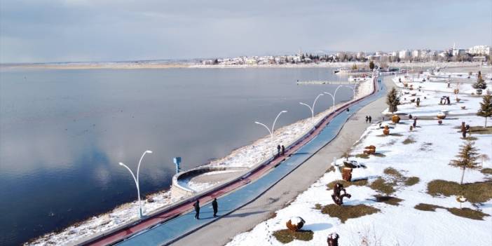 Konya’nın bir ilçesinde termometreler, sıfırın altında 12 dereceyi gösterdi