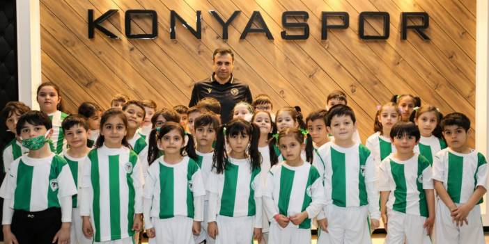Konyaspor'un minik taraftarları