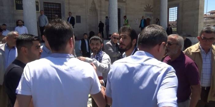 Konya’da cami önündeki Kuytul provokasyonuna vatandaş izin vermedi