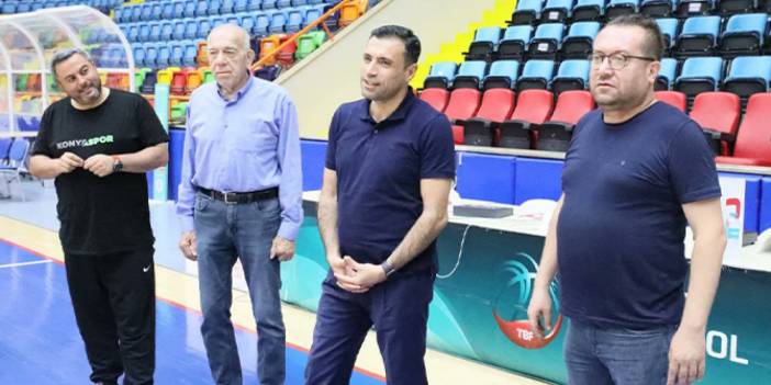 Başkan Özgökçen’den basketbol takımına ziyaret