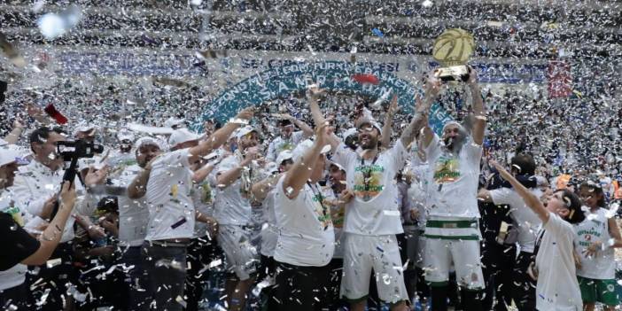 Tarih yazdılar! Konyaspor Süper Lig'e yükseldi