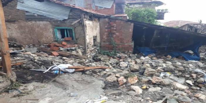 İki il sele teslim oldu! Annesini kurtarmak için suya atladı: 1 ölü, 1 yaralı