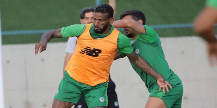 Konyaspor'da o isim Rize'ye yakın! Beklentilerin uzağındaydı