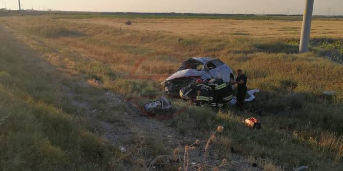 Son Dakika: Konya’da kamyonete çarpan otomobil yoldan çıktı: 1 ölü, 2 yaralı