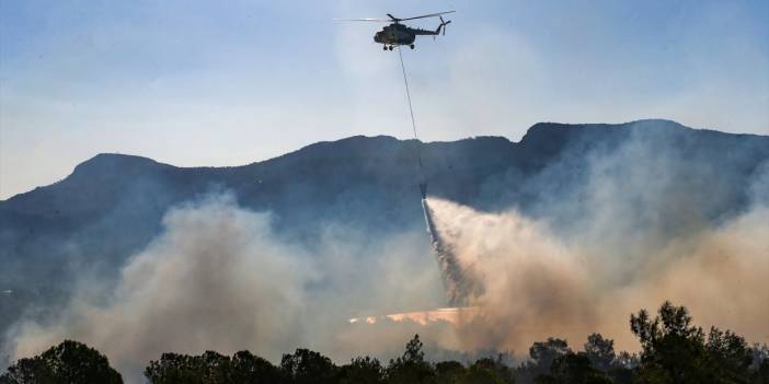 Mersin’deki orman yangını ikinci gününde!