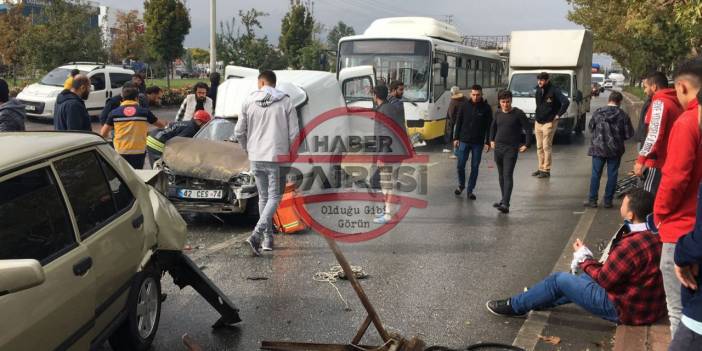 Son Dakika: Konya’da ekipleri alarma geçiren kaza! 8 araç birbirine girdi, yaralılar var