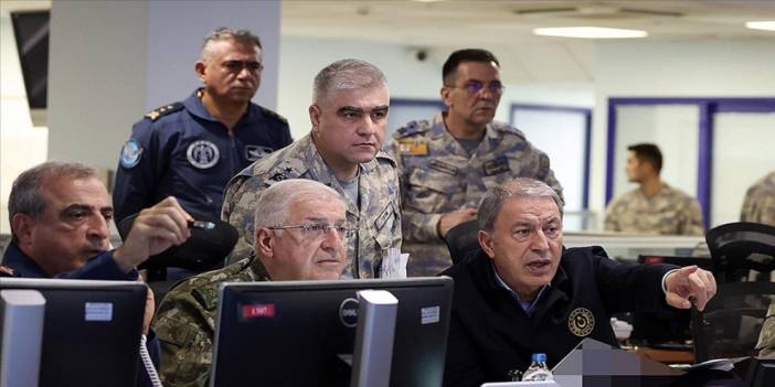 Bakan Akar: Yaptıklarının hesabını sormaya devam edeceğiz