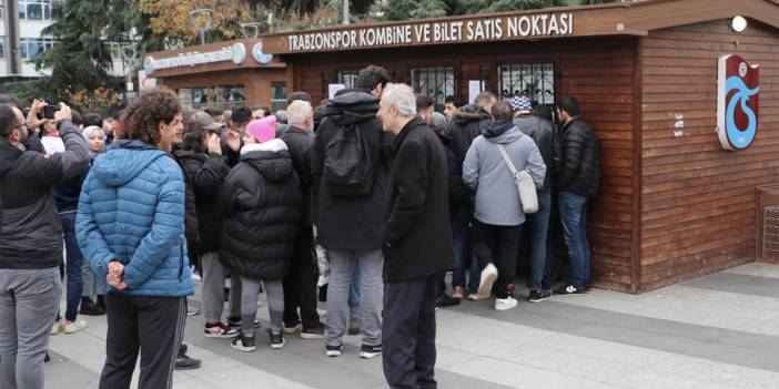 Trabzonspor taraftarı biletlerin satışa çıkacağını duyar duymaz gişeye koştu