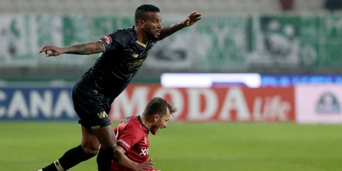 Konyaspor’da net gol fırsatını boş geçen Amilton konuştu