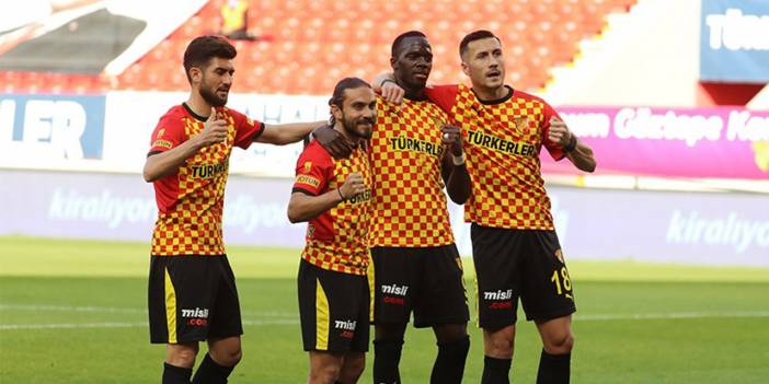 Konyaspor’un eski golcüsü futbolu Türkiye'de bırakmak istiyor