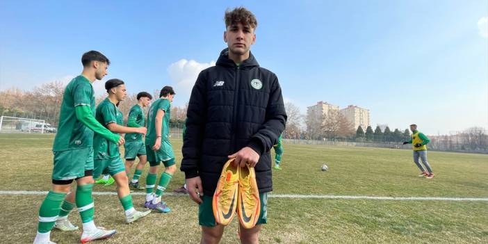 Ahmet Çalık'ın hediye ettiği kramponla gol kralı oldu