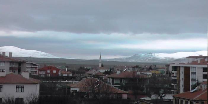 Konya Kulu’da yüksek kesimlere kar yağdı