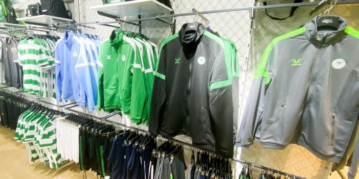 Konyaspor tüm kışlık ürünleri deprem bölgesine gönderiyor