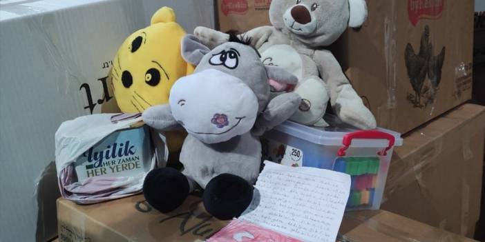Konya’da 10 yaşındaki kız çocuğunun depremzedelere notu hüzünlendirdi