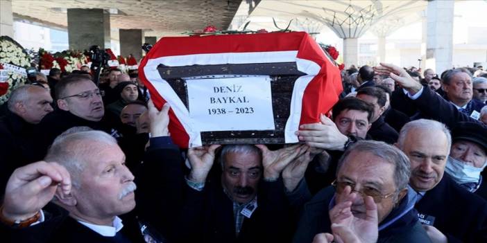 Deniz Baykal toprağa verildi