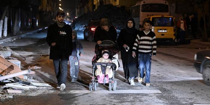 Hatay'daki depremler Suriye'de de hissedildi