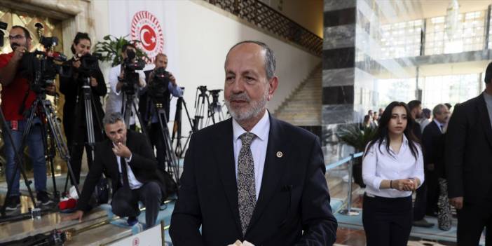 Konya’nın yeni milletvekili TBMM’de ikramıyla gündem oldu