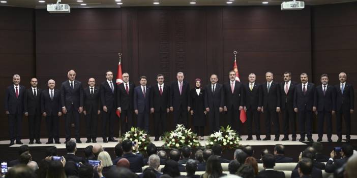 Kabinenin tek kadın bakanı Konyalı