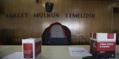 Annesinin sevgilisini öldüren sanığın cezası belli oldu! Mahkemeden tahrik indirimi