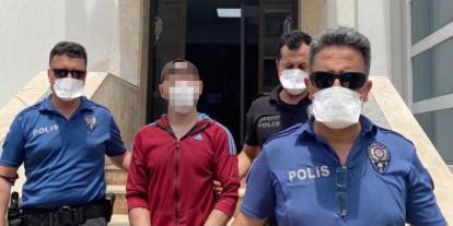 Yok artık! 20 yıl hapisle aranıyordu, polise adres sorunca kelepçe takıldı
