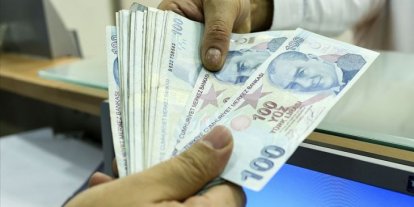 Asgari ücrette işçi 'yaşam maliyeti', işveren 'denge gözetilsin' diyor