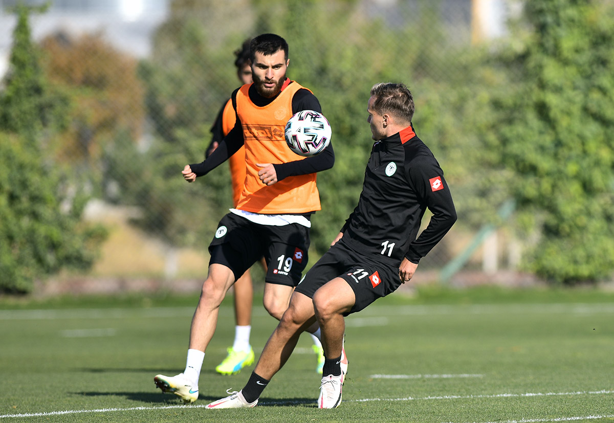 konyaspor-fenerbahce-macinin-hazirliklarina-basladi-001.jpg