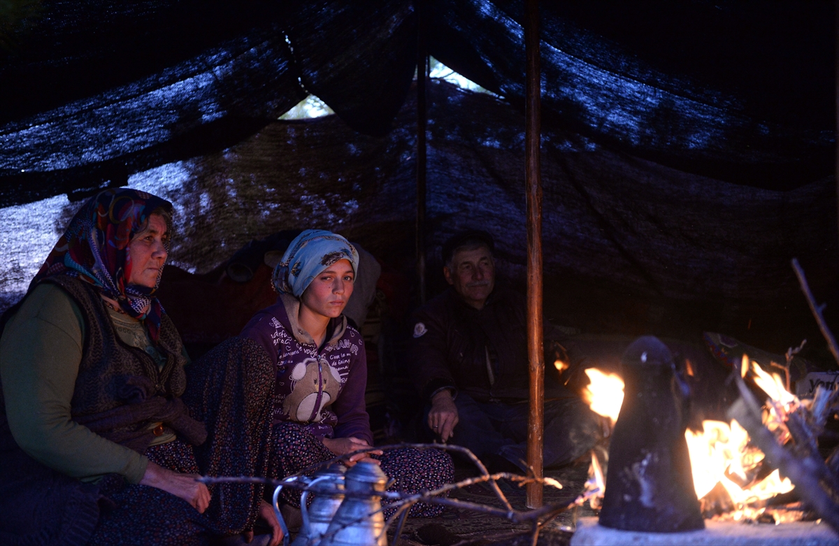bin-yillik-kulturu-surduruyorlar-yazi-konyada-gecirdiler-simdi-mersindeler-002.jpg