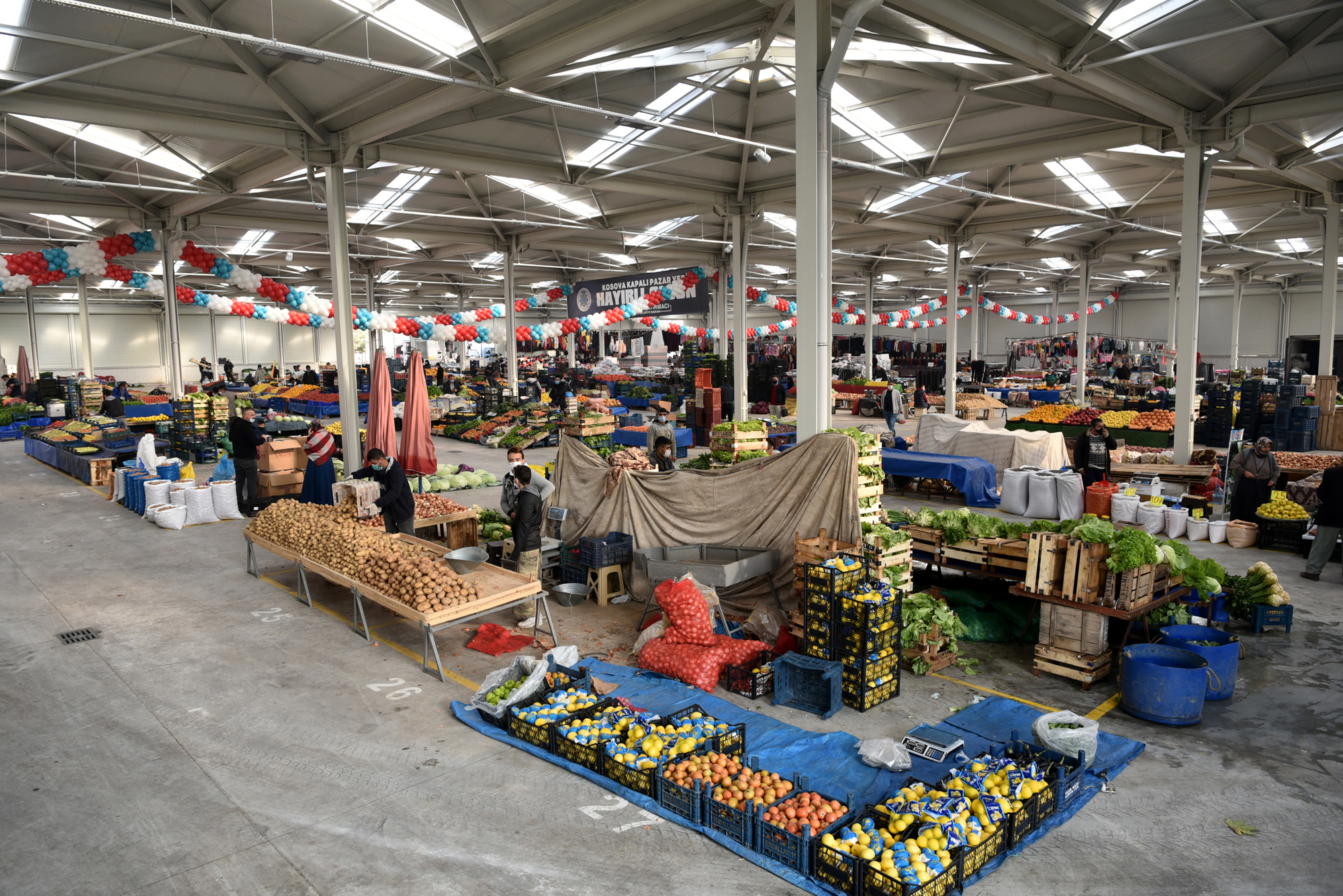 kosova-kapali-pazari-acilis-13.jpg