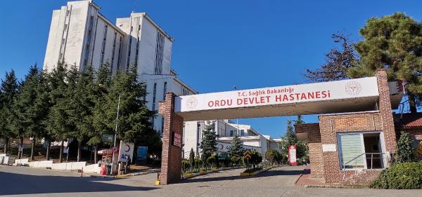 vaka-artisinin-durdurulamadigi-kent-alarmda-hastanelerin-otopark-ve-yemekhaneleri-yogun-bakima-donusturuluyor-002.jpg