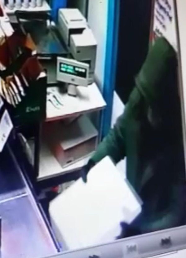 konyada-atm-soygunu-girisimi-yakalandi-9-olayin-daha-faili-cikti.jpg